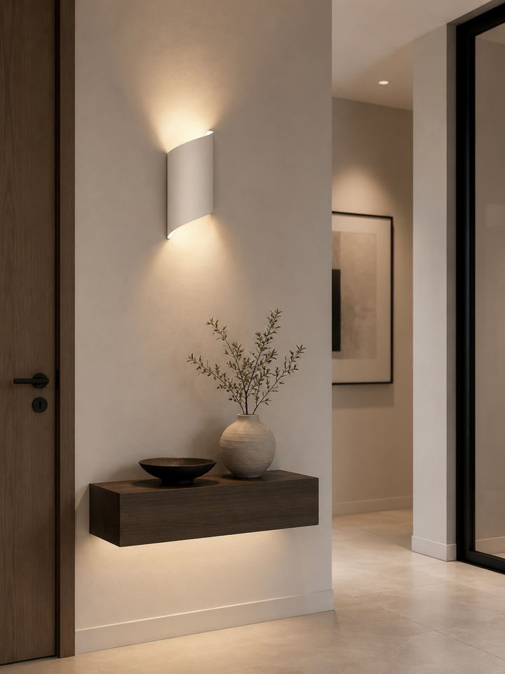 ELARA™ Wall Light