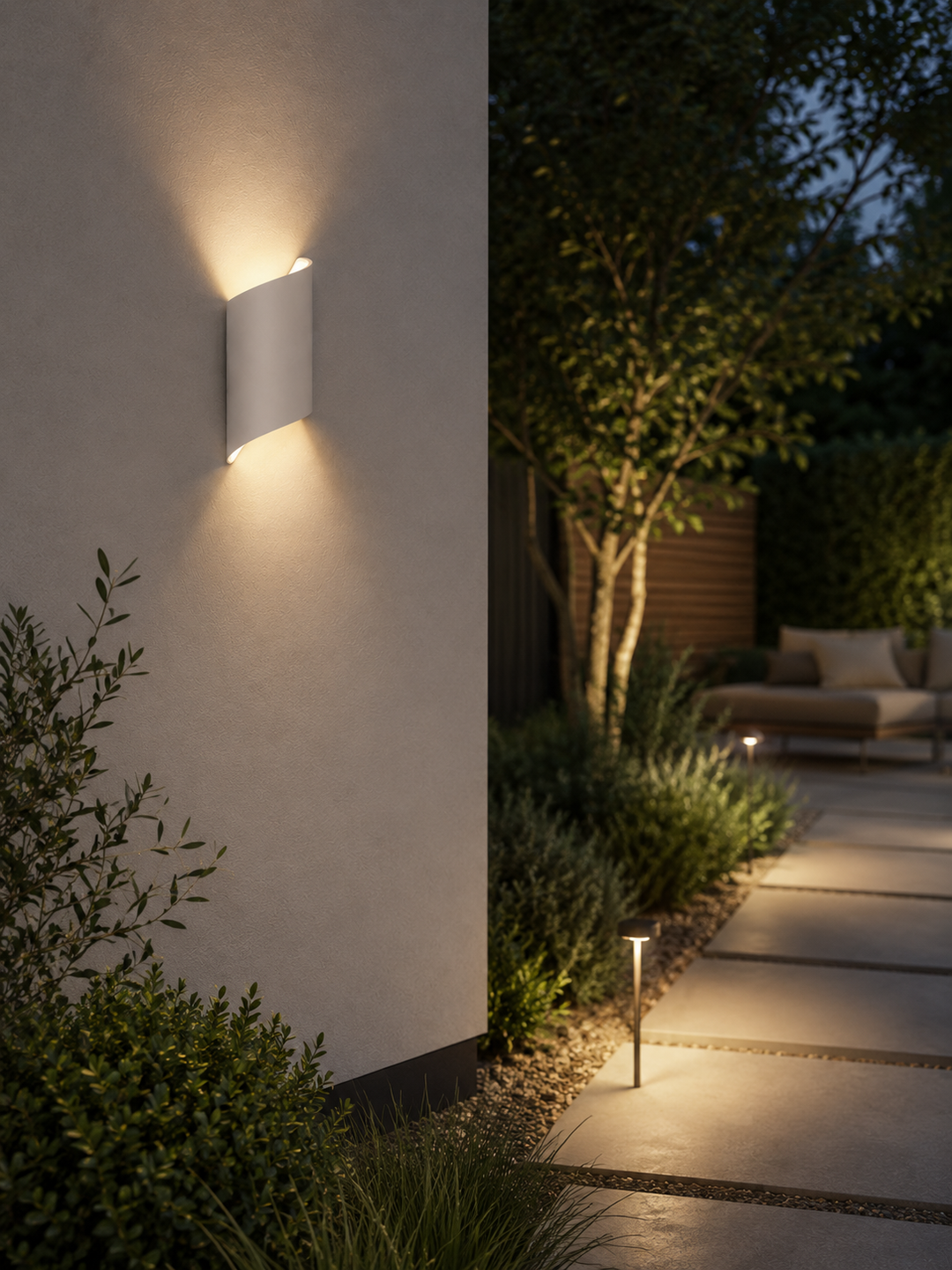 ELARA™ Wall Light